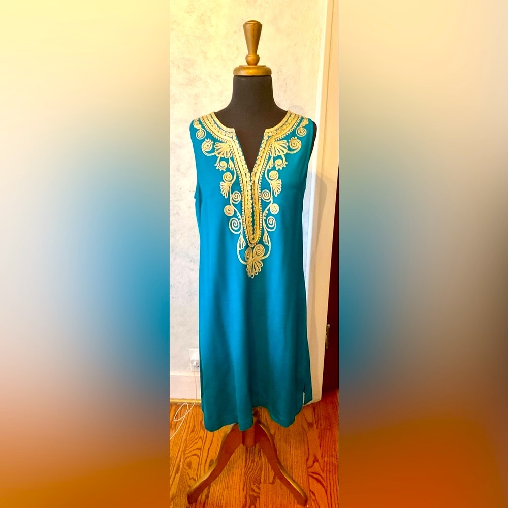 #Lily Pulitzer jersey blue with gold embroidered hook and eye front dress